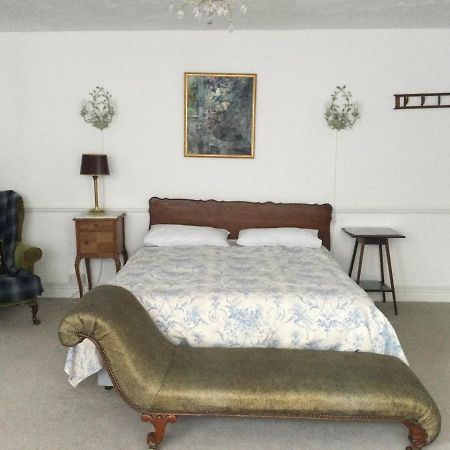 Garden Flat 1 Bed & Breakfast Llandudno Exterior photo