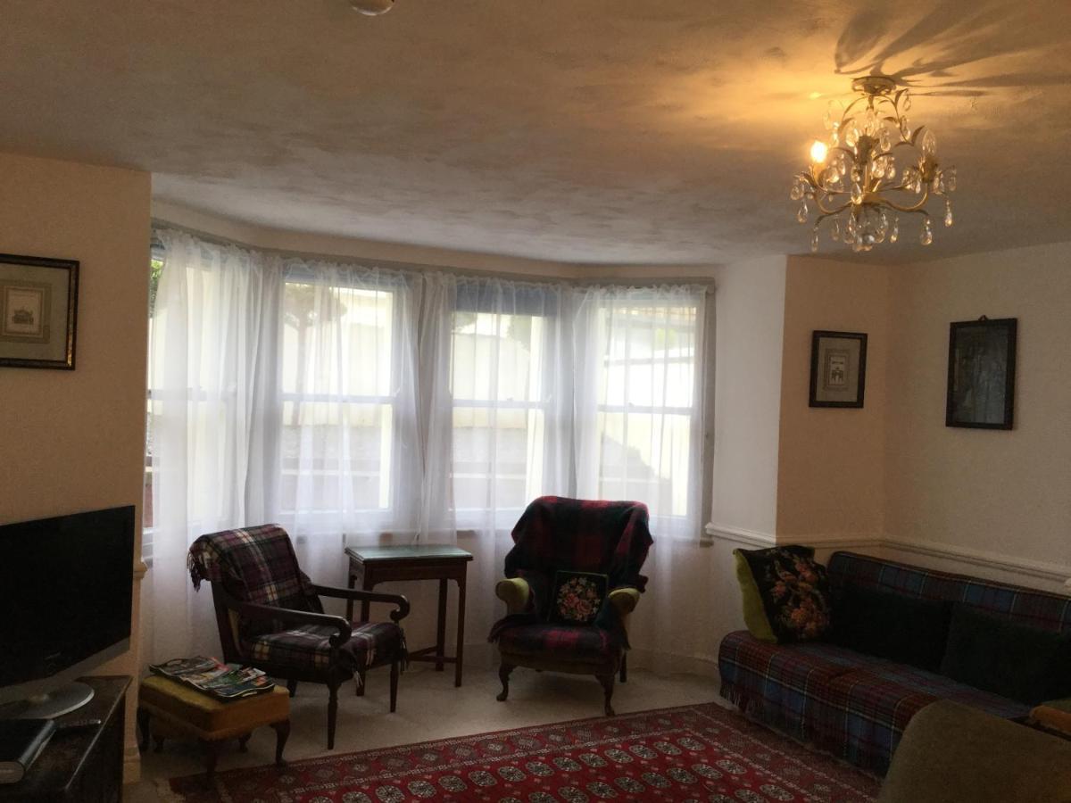 Garden Flat 1 Bed & Breakfast Llandudno Exterior photo